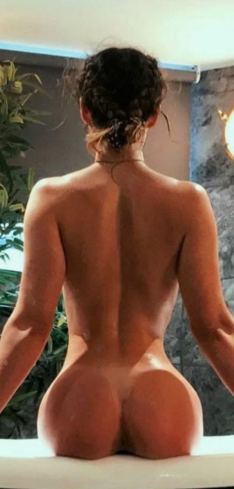 Foto desnuda filtrada de OnlyFans de Rosie Axonn