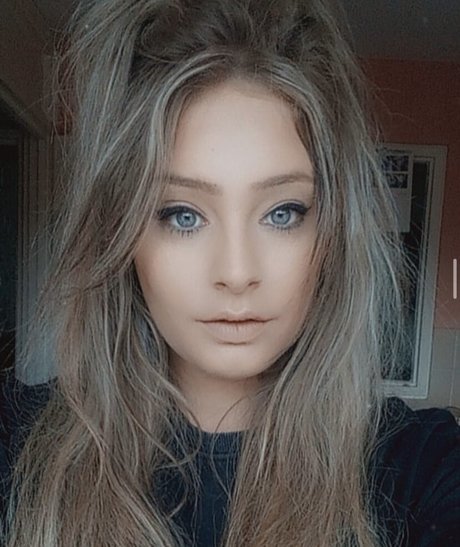 Holliejaneexo