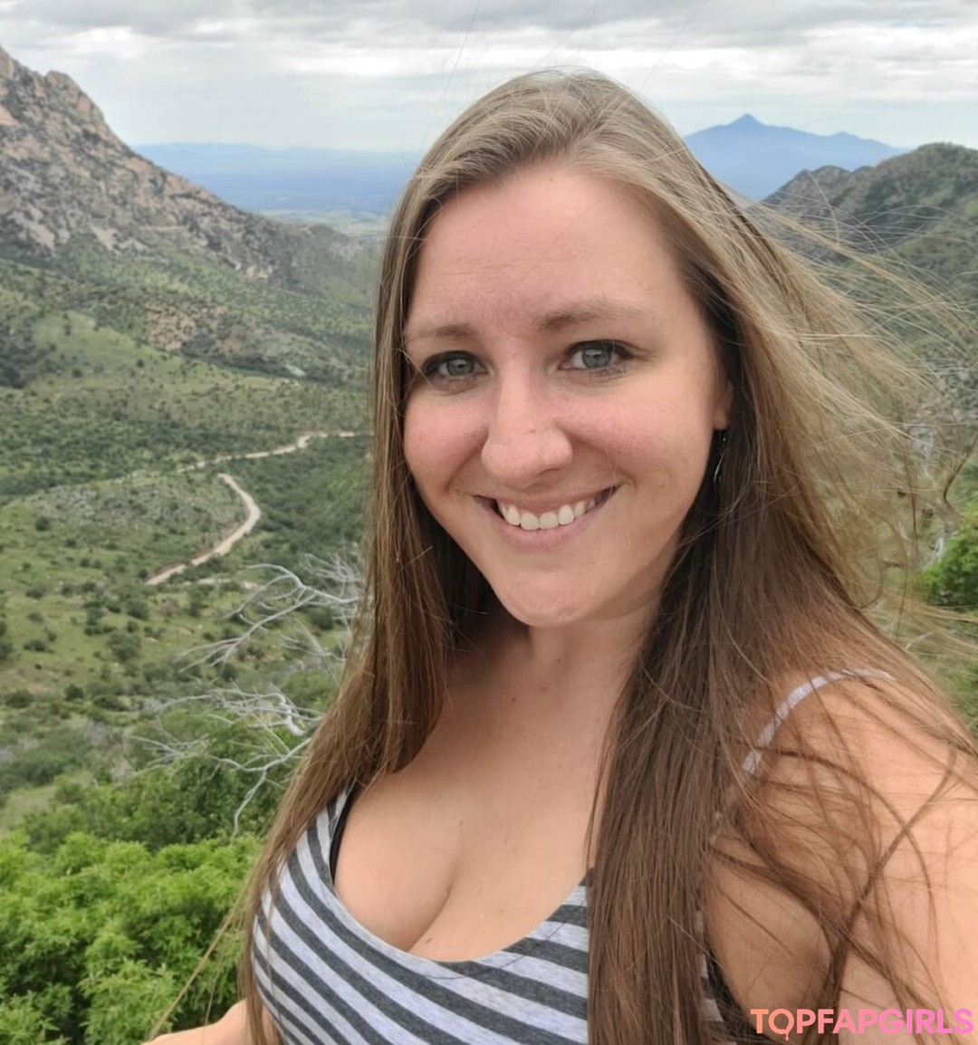 Foto desnuda filtrada de OnlyFans de Caityy Cakesss #401 Foto desnuda filtrada de OnlyFans de Caityy Cakesss #401