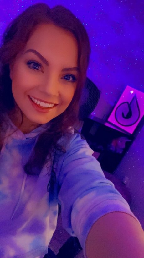 Foto desnuda filtrada de OnlyFans de Gingy Gingerliness