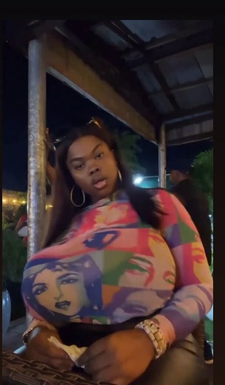 Foto desnuda filtrada de OnlyFans de Chioma Lovv