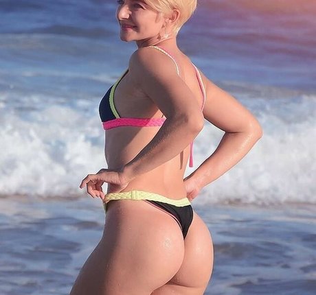Pati Zovia