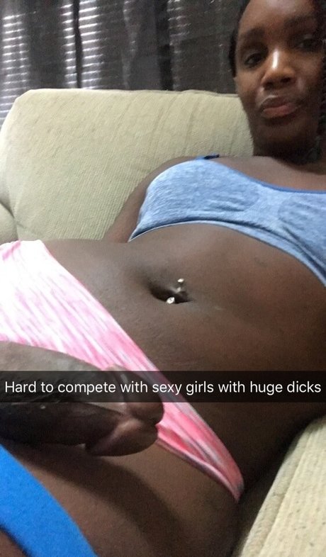 Foto desnuda filtrada de OnlyFans de Serena Cocoa