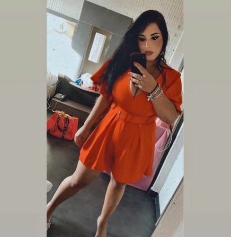 Valeria Vela