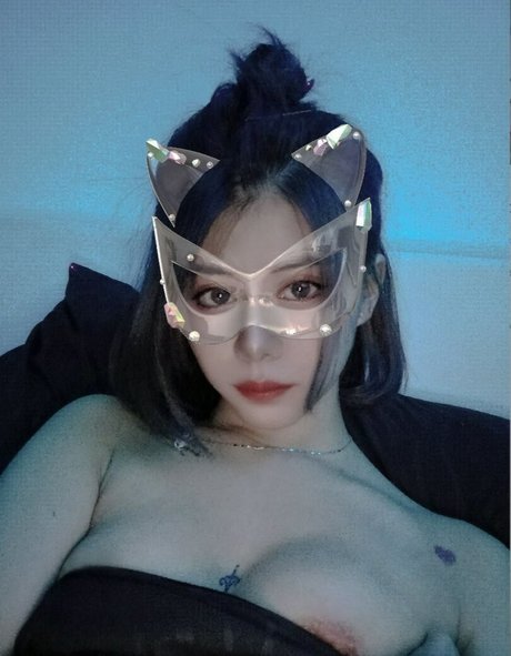 Hyuniris