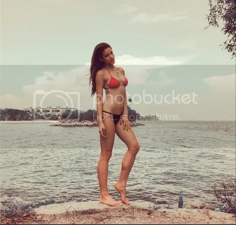 Foto desnuda filtrada de OnlyFans de Samantha Katie James