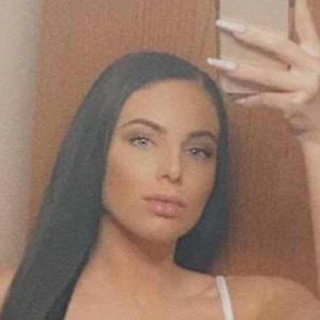 Foto desnuda filtrada de OnlyFans de Kourtneyyoung