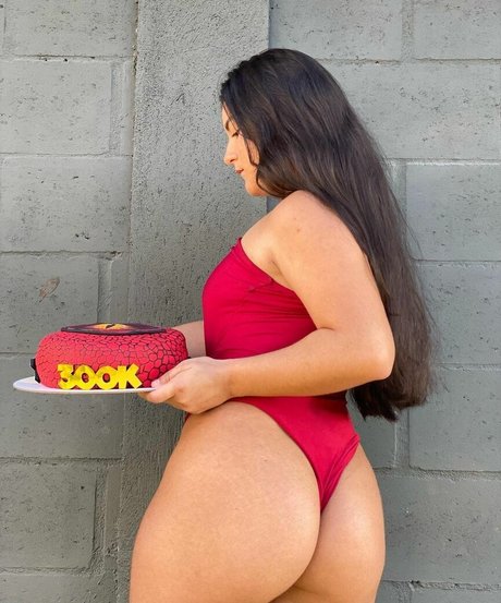 Jhennifer Goulart