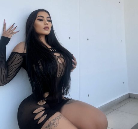 Foto desnuda filtrada de OnlyFans de Michbaezoficial