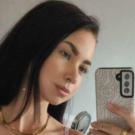Foxylanaa