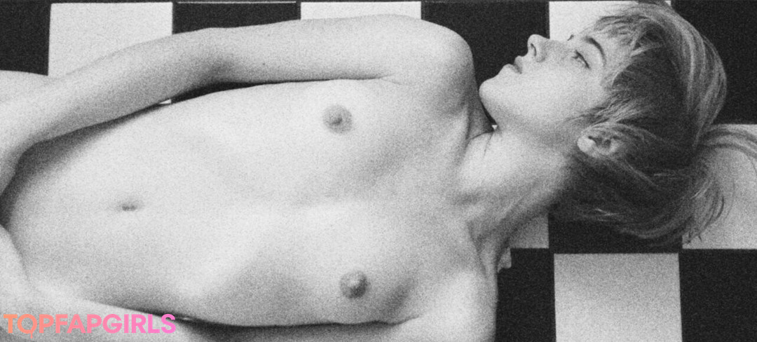 Foto desnuda filtrada de OnlyFans de Vincent Littlehat #94 Foto desnuda filtrada de OnlyFans de Vincent Littlehat #94