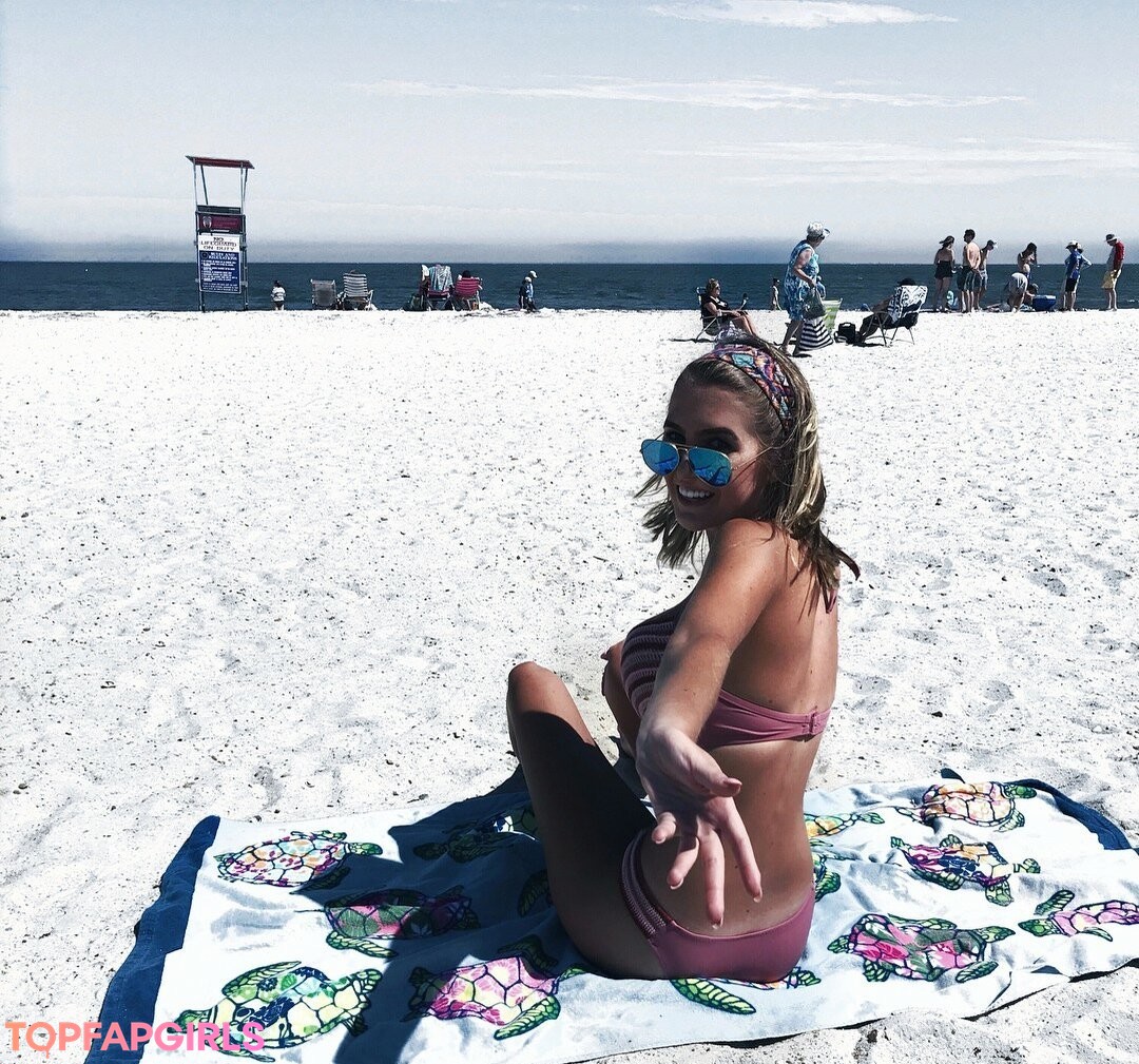 Foto desnuda filtrada de OnlyFans de Burkekelleher #171 Foto desnuda filtrada de OnlyFans de Burkekelleher #171