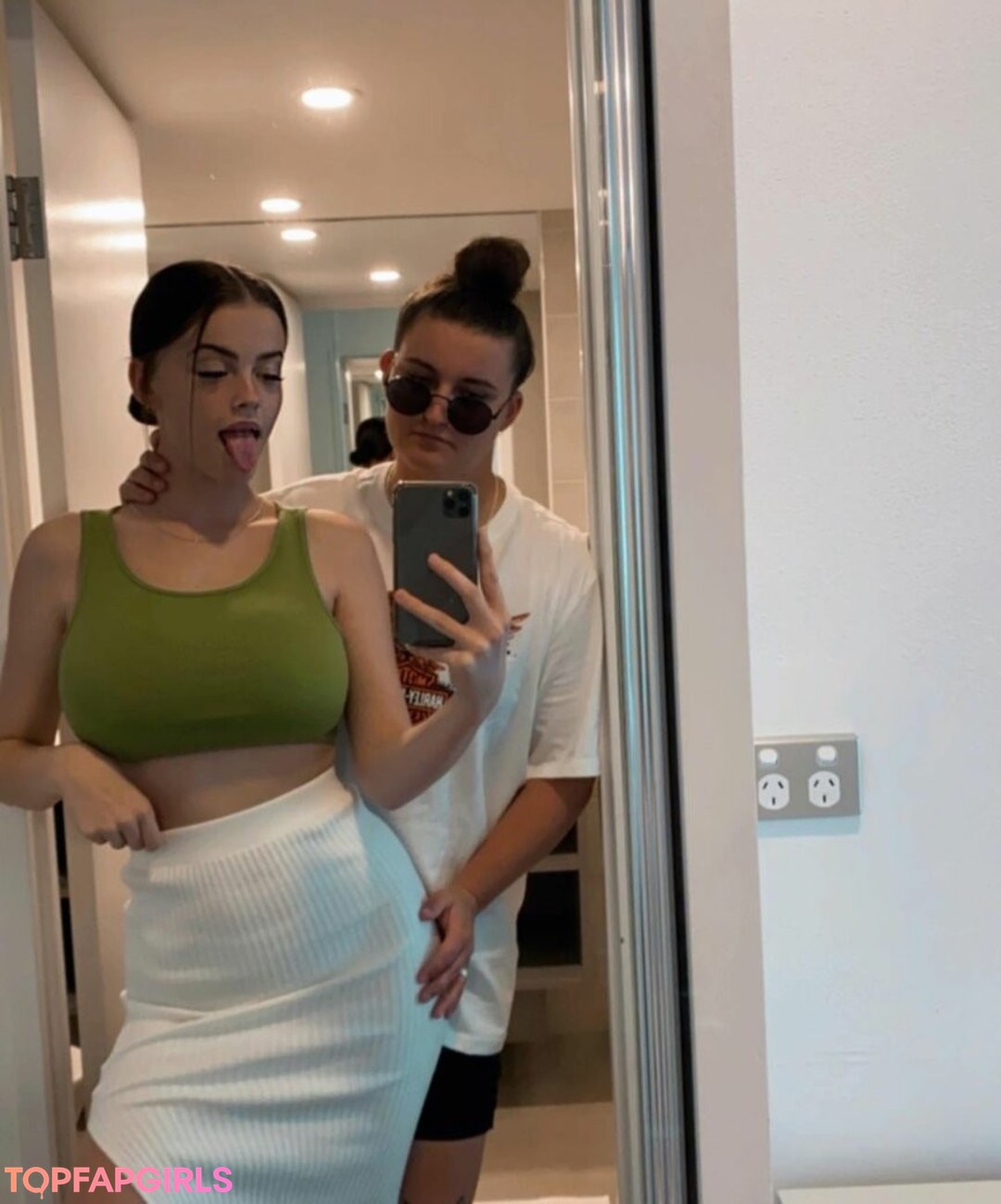 Foto desnuda filtrada de OnlyFans de Grace Laura #41 Foto desnuda filtrada de OnlyFans de Grace Laura #41