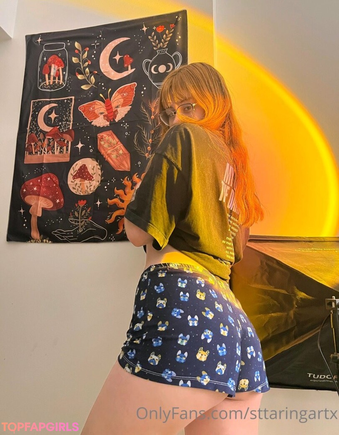 Foto desnuda filtrada de OnlyFans de Bbyflowers #29 Foto desnuda filtrada de OnlyFans de Bbyflowers #29