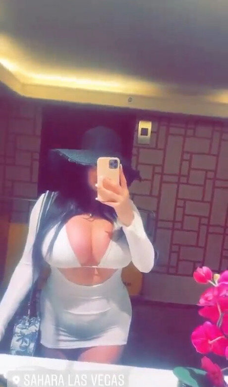 Foto desnuda filtrada de OnlyFans de Ciara Lennon