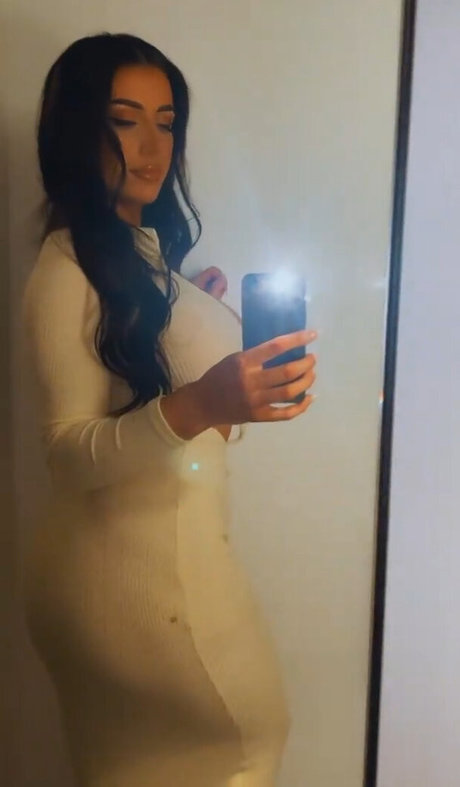 Foto desnuda filtrada de OnlyFans de Ciara Lennon