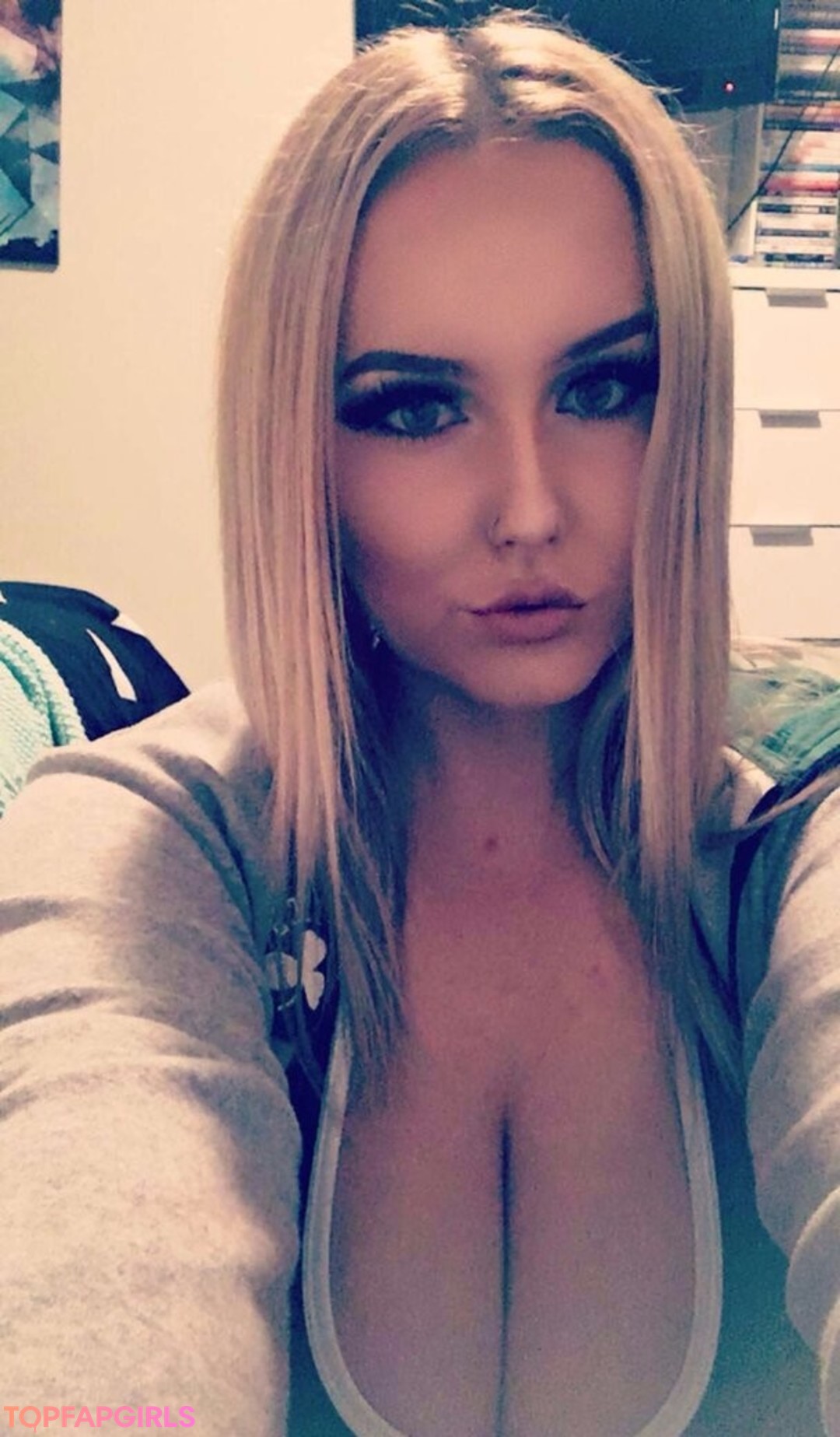 Foto desnuda filtrada de OnlyFans de Tayla Cooper #158 Foto desnuda filtrada de OnlyFans de Tayla Cooper #158