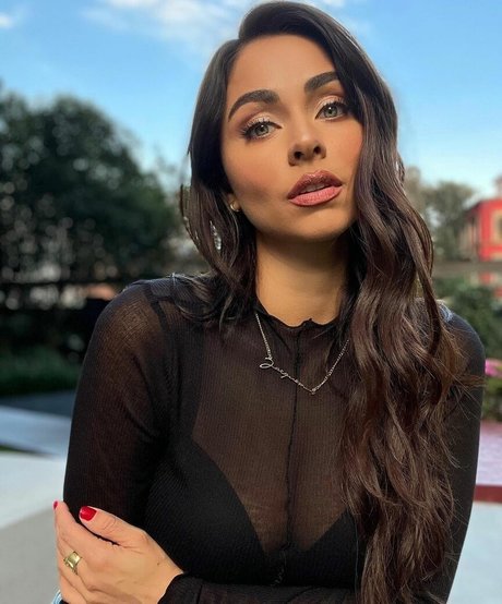 Foto desnuda filtrada de OnlyFans de Claudia Martin