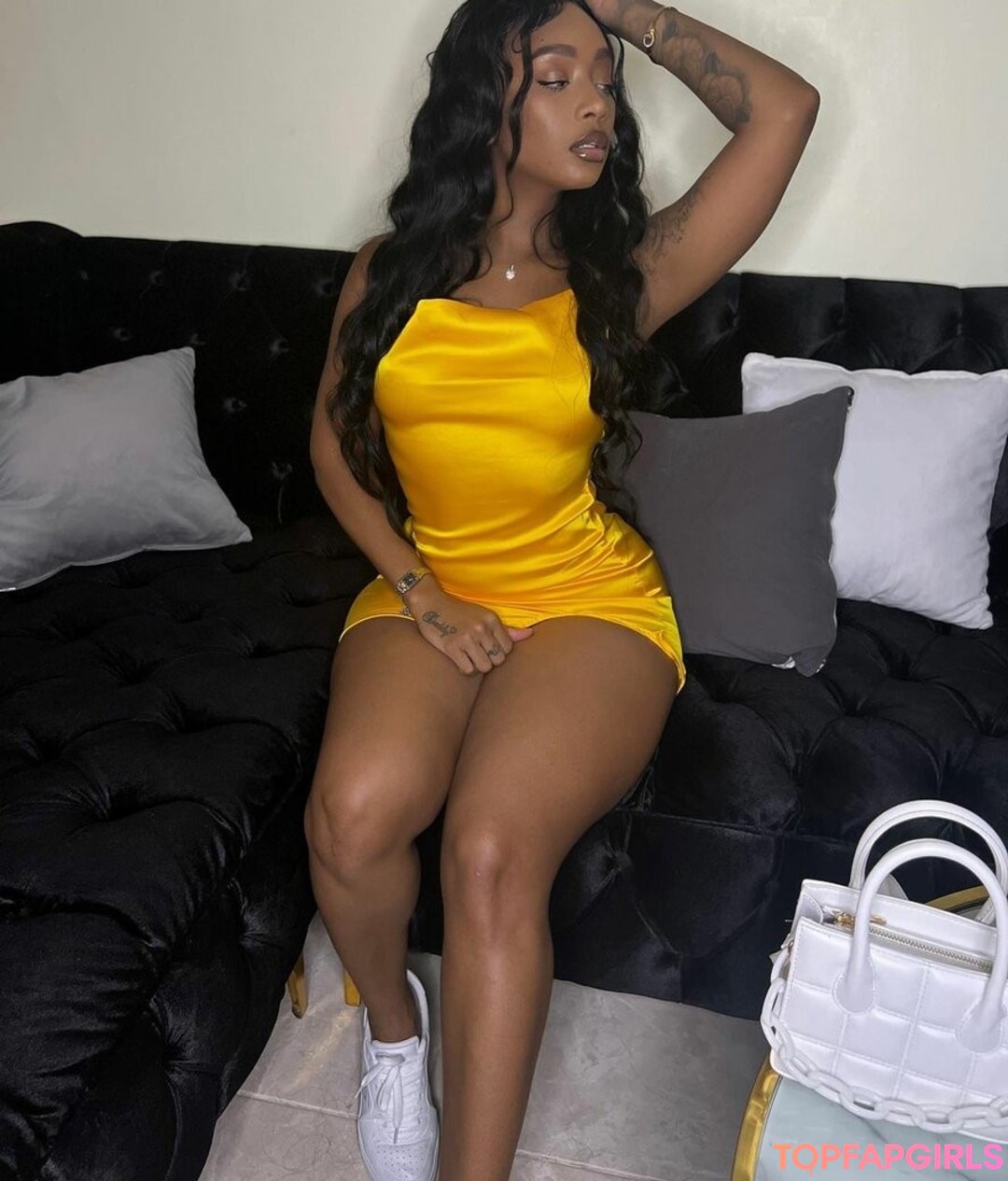 Foto desnuda filtrada de OnlyFans de Cathiimedialuna #117 Foto desnuda filtrada de OnlyFans de Cathiimedialuna #117