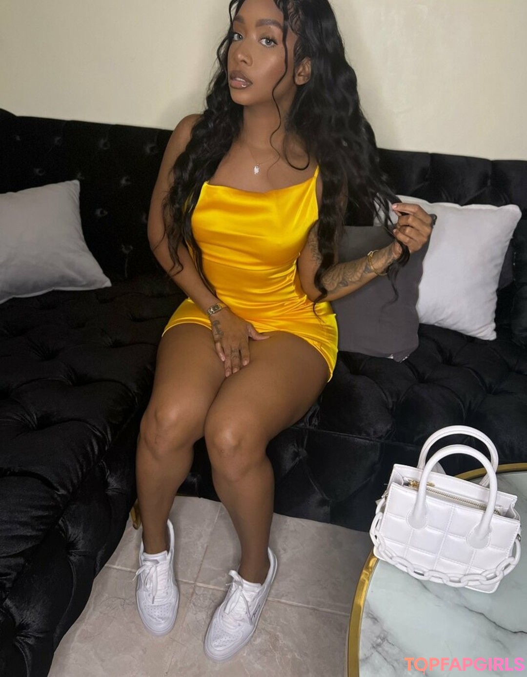 Foto desnuda filtrada de OnlyFans de Cathiimedialuna #153 Foto desnuda filtrada de OnlyFans de Cathiimedialuna #153