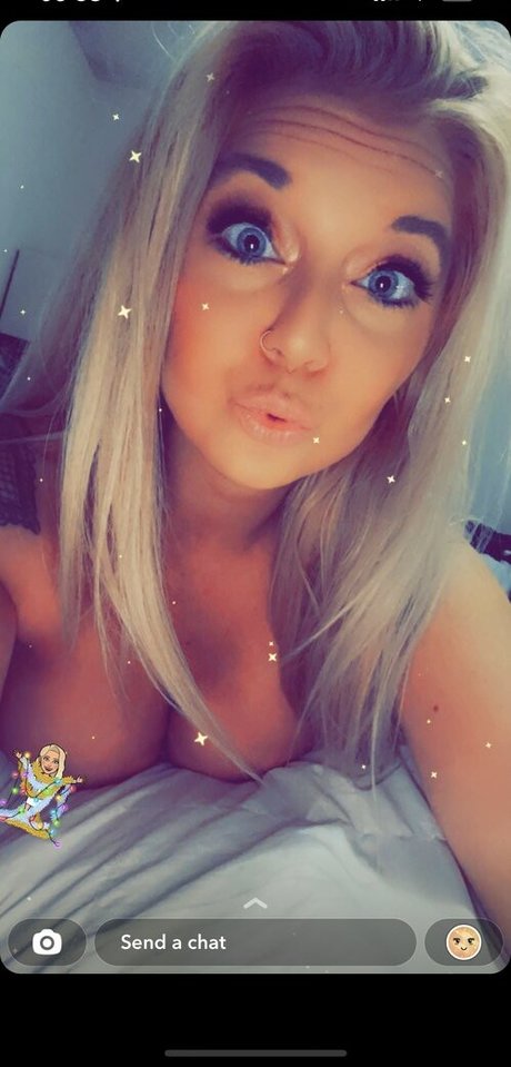 Blondebomb12