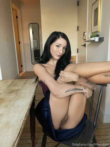 Foto desnuda filtrada de OnlyFans de Lillian Diem