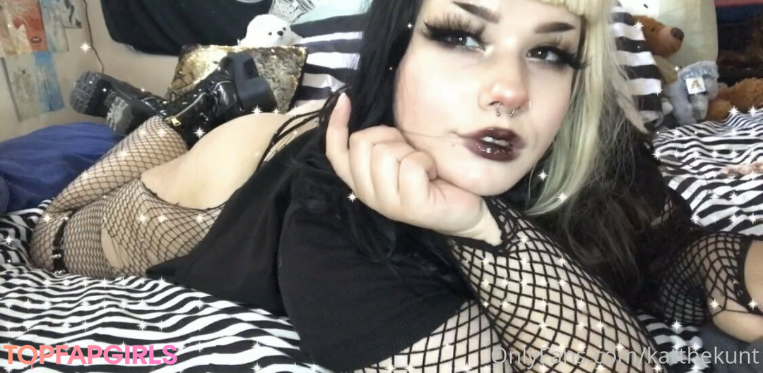 Foto desnuda filtrada de OnlyFans de Katthekunt #1387