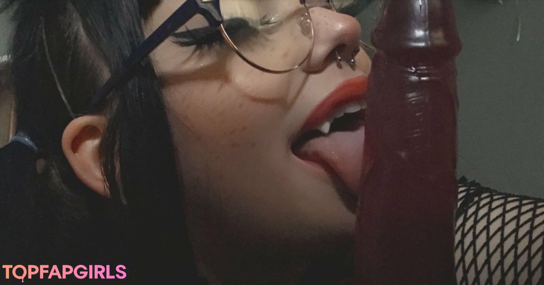 Foto desnuda filtrada de OnlyFans de Katthekunt #1939
