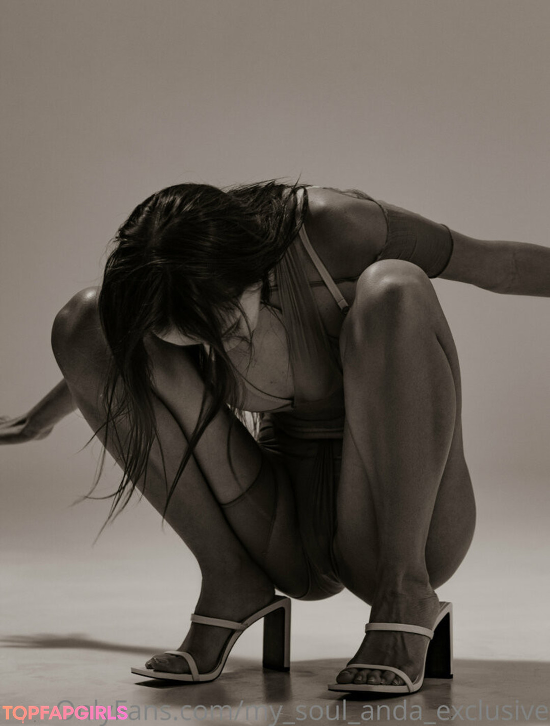 Foto desnuda filtrada de OnlyFans de Mysoulandaexclusive #29 Foto desnuda filtrada de OnlyFans de Mysoulandaexclusive #29