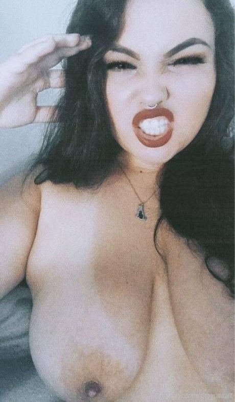 Foto desnuda filtrada de OnlyFans de Dragunball