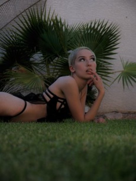 Foto desnuda filtrada de OnlyFans de Lego Lass