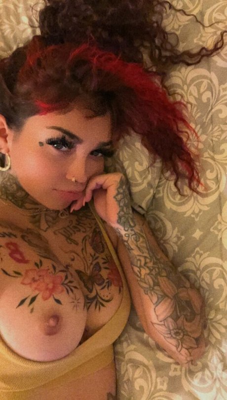 Foto desnuda filtrada de OnlyFans de Ring Bells