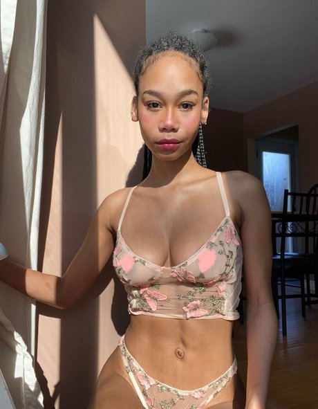 Foto desnuda filtrada de OnlyFans de Crackn Freckles