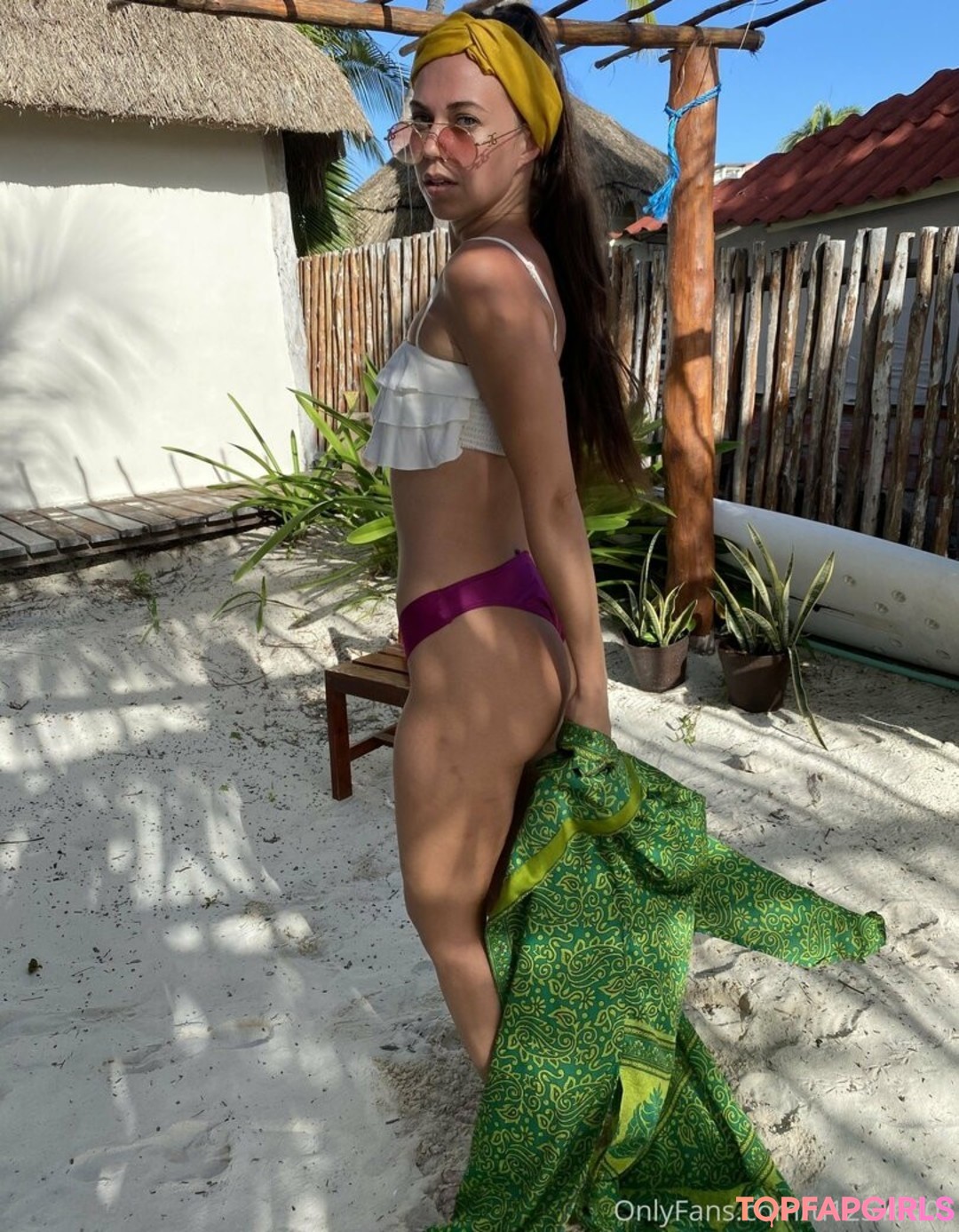 Foto desnuda filtrada de OnlyFans de Explore With Sara #125 Foto desnuda filtrada de OnlyFans de Explore With Sara #125