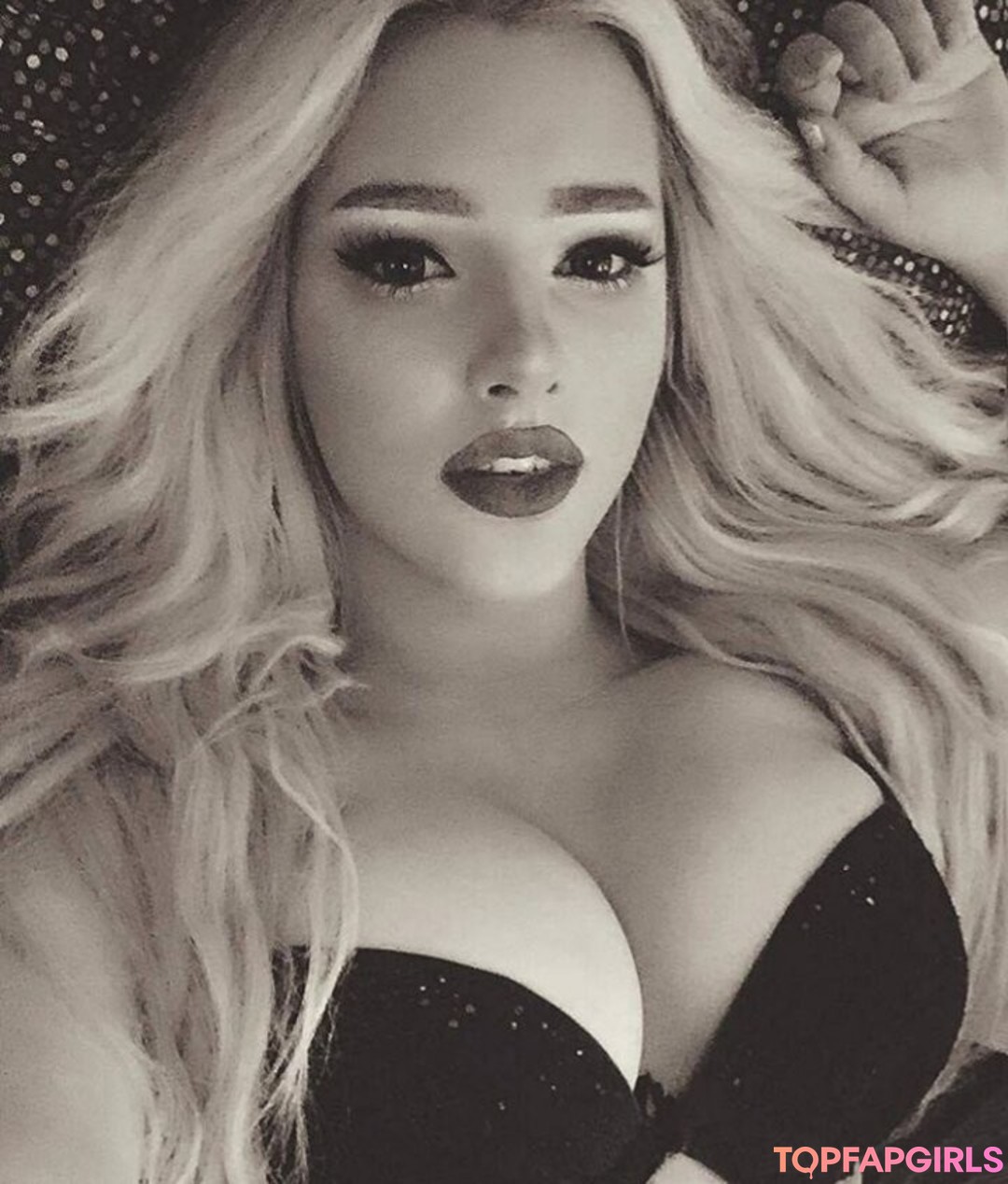 Foto desnuda filtrada de OnlyFans de Lostfoxling #3 Foto desnuda filtrada de OnlyFans de Lostfoxling #3