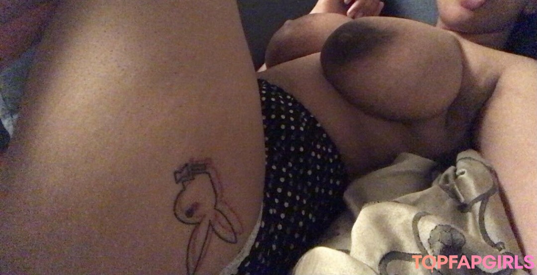 Foto desnuda filtrada de OnlyFans de Lulbadprincess #10 Foto desnuda filtrada de OnlyFans de Lulbadprincess #10