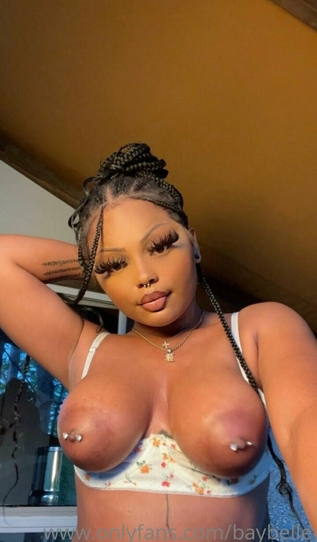 Foto desnuda filtrada de OnlyFans de Baybelle