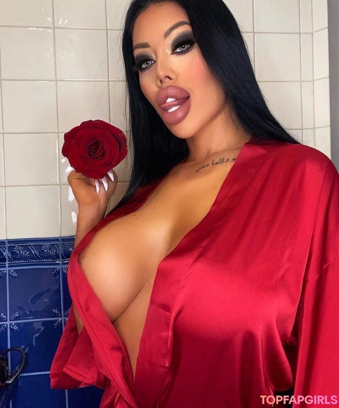 Foto desnuda filtrada de OnlyFans de Lara Frost #2 Foto desnuda filtrada de OnlyFans de Lara Frost #2