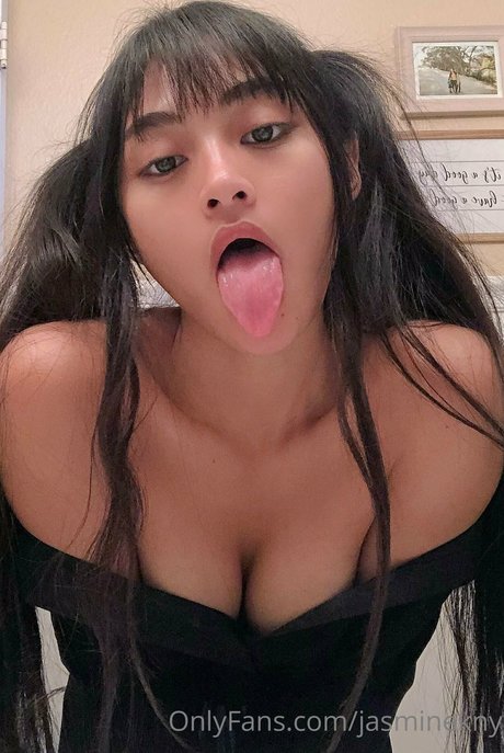 Foto desnuda filtrada de OnlyFans de Jasminekny