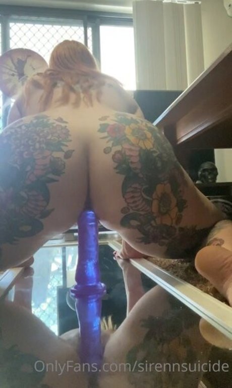 Sirenn Suicide