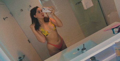 Foto desnuda filtrada de OnlyFans de Epanet