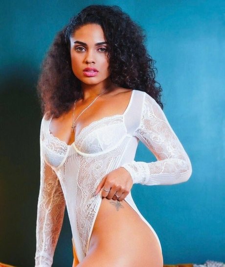 Ravyn Rochelle