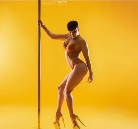 Foto desnuda filtrada de OnlyFans de Doris Rnold