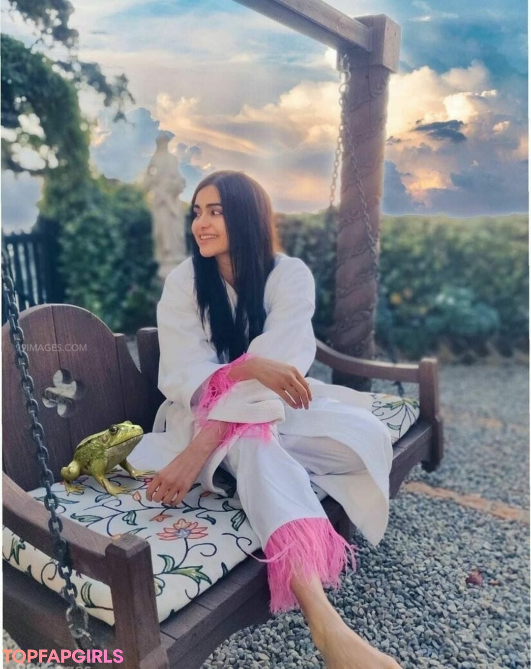 Foto desnuda filtrada de OnlyFans de Adah Sharma #457 Foto desnuda filtrada de OnlyFans de Adah Sharma #457