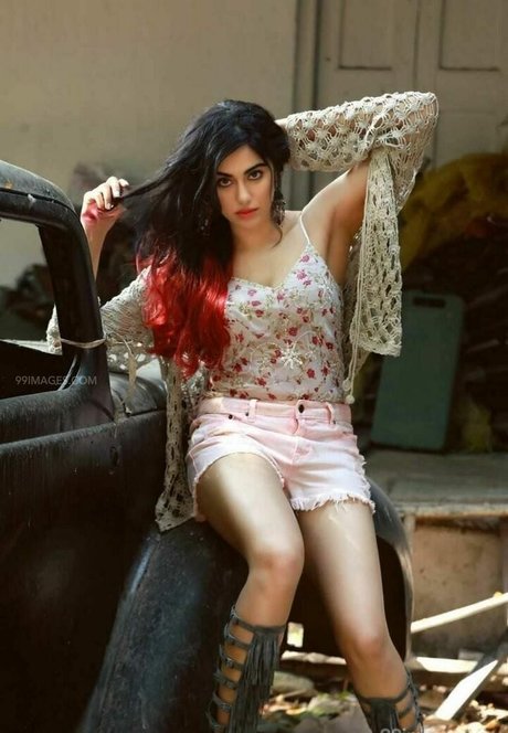 Foto desnuda filtrada de OnlyFans de Adah Sharma