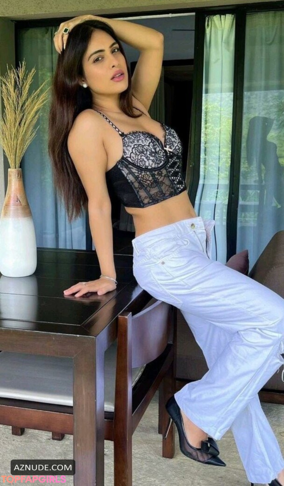 Foto desnuda filtrada de OnlyFans de Neha Malik #16 Foto desnuda filtrada de OnlyFans de Neha Malik #16