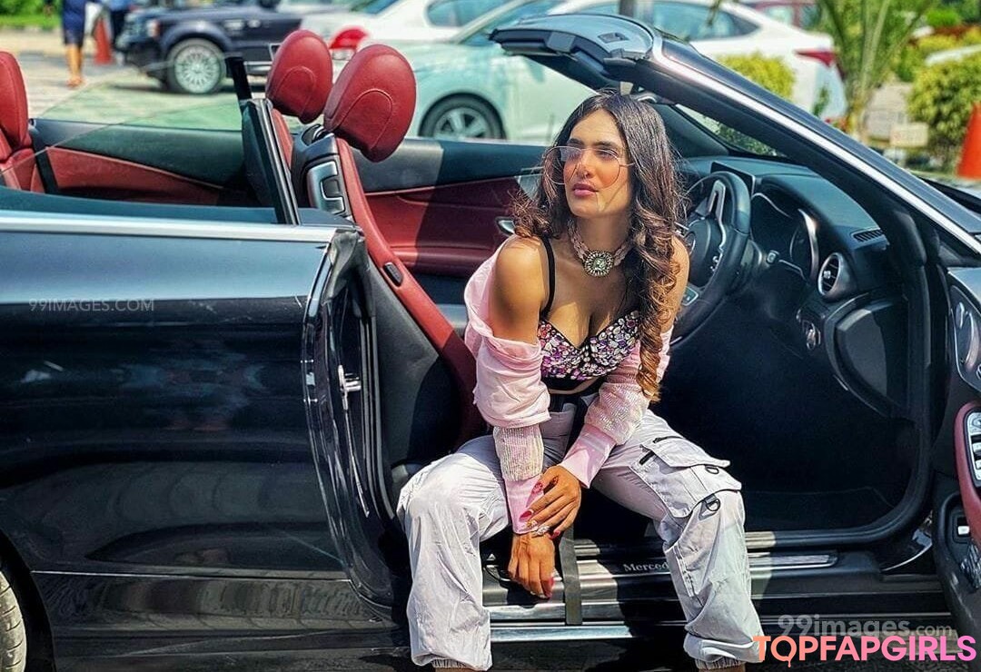 Foto desnuda filtrada de OnlyFans de Neha Malik #460 Foto desnuda filtrada de OnlyFans de Neha Malik #460