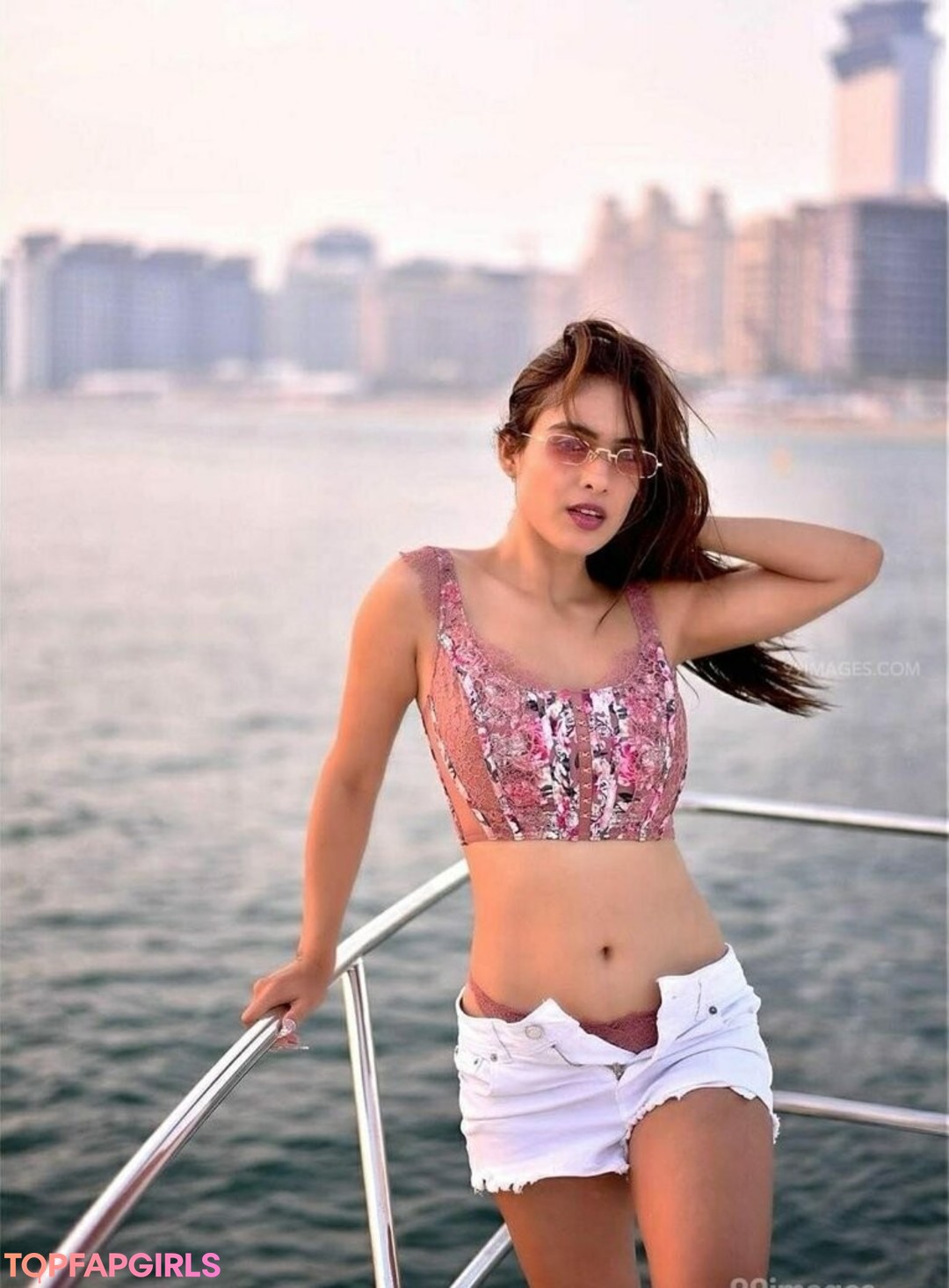 Foto desnuda filtrada de OnlyFans de Neha Malik #472 Foto desnuda filtrada de OnlyFans de Neha Malik #472