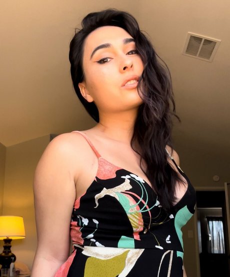Foto desnuda filtrada de OnlyFans de Ember Fiera