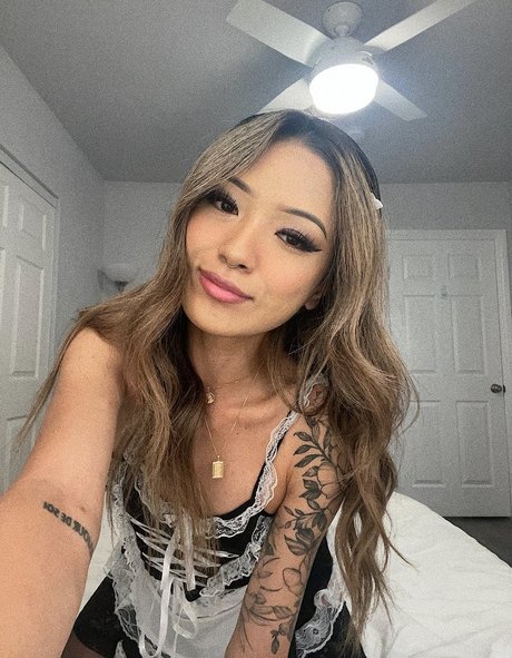 Foto desnuda filtrada de OnlyFans de Iris Haw